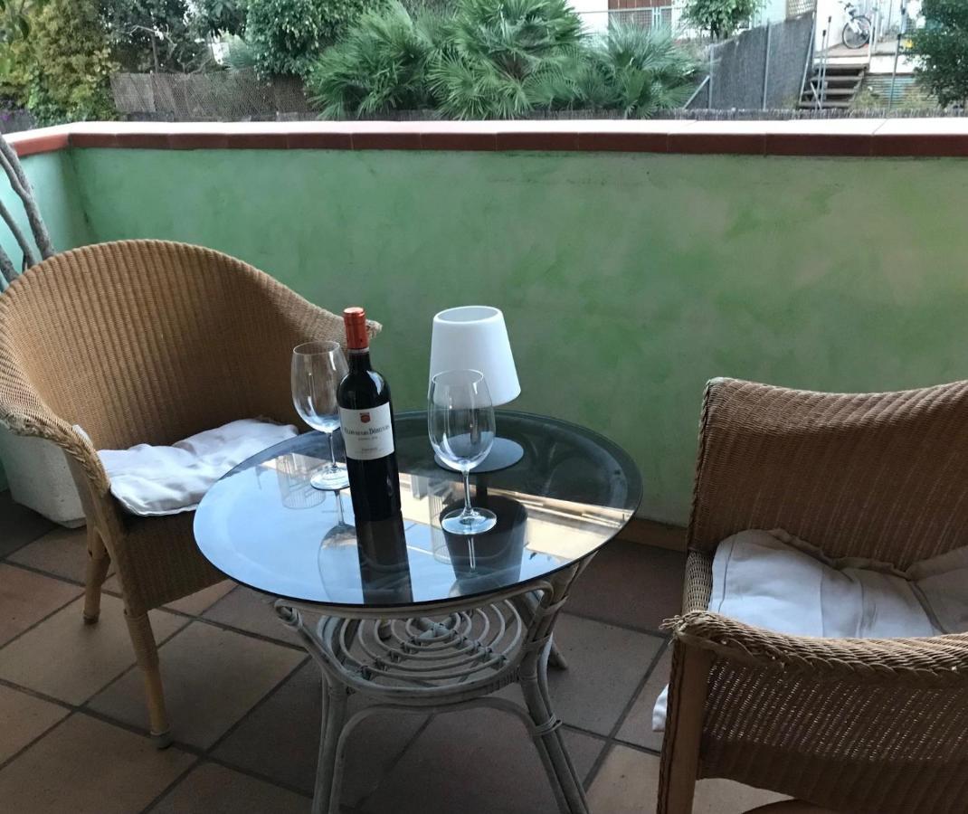 Gran apartamento de 4 habitaciones en Sitges Exterior foto